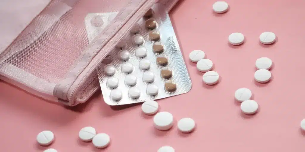 une plaquette de pilules contraceptives
